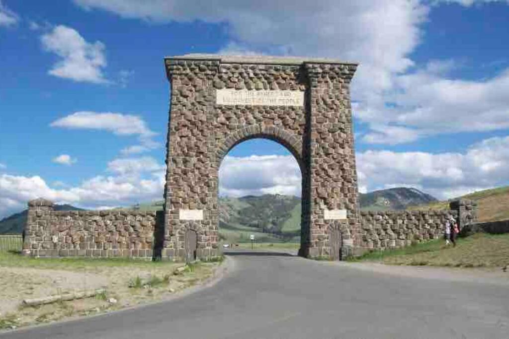 גרדינר Parkway Yellowstone Guest House Room #2 מראה חיצוני תמונה